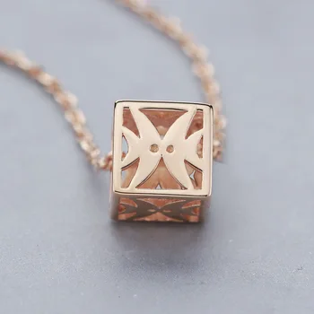 S- S925 silver necklace female fashion rose gold hollow dice set chain silver jewelry Female silver necklace pendant
S- S925 silver necklace female fashion rose gold hollow dice set chain silver jewelry Female silver necklace pendant