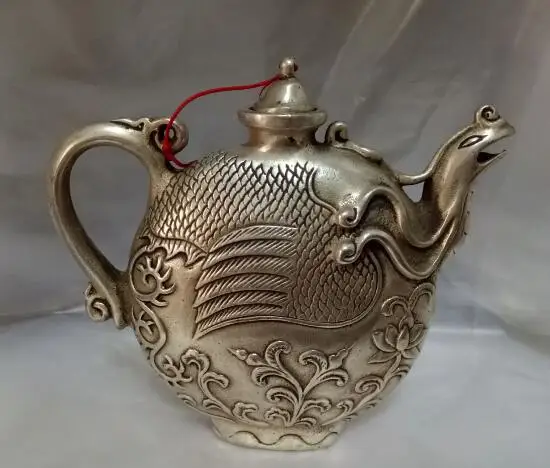 The bronze crafts antique brass copper faucet jug kettle decorative gift collection
The bronze crafts antique brass copper faucet jug kettle decorative gift collection