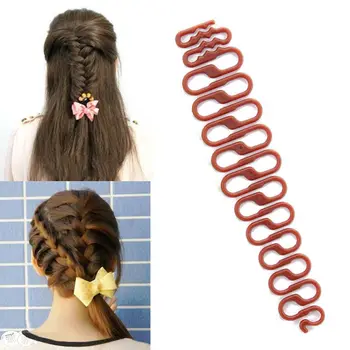 Lady French Hair Braiding Tool Braider Roller Hook With Magic Hair Twist Styling Bun Maker Hair Band Accessories
Lady French Hair Braiding Tool Braider Roller Hook With Magic Hair Twist Styling Bun Maker Hair Band Accessories