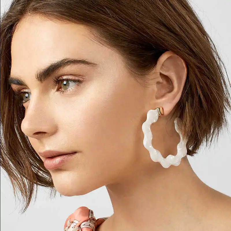 Free Fan New ZA Large Hoop Earrings For Women Fashion Acetate Acrylic Geometric Earrings Jewelry Boucles D Oreille Femme 2019
Free Fan New ZA Large Hoop Earrings For Women Fashion Acetate Acrylic Geometric Earrings Jewelry Boucles D Oreille Femme 2019