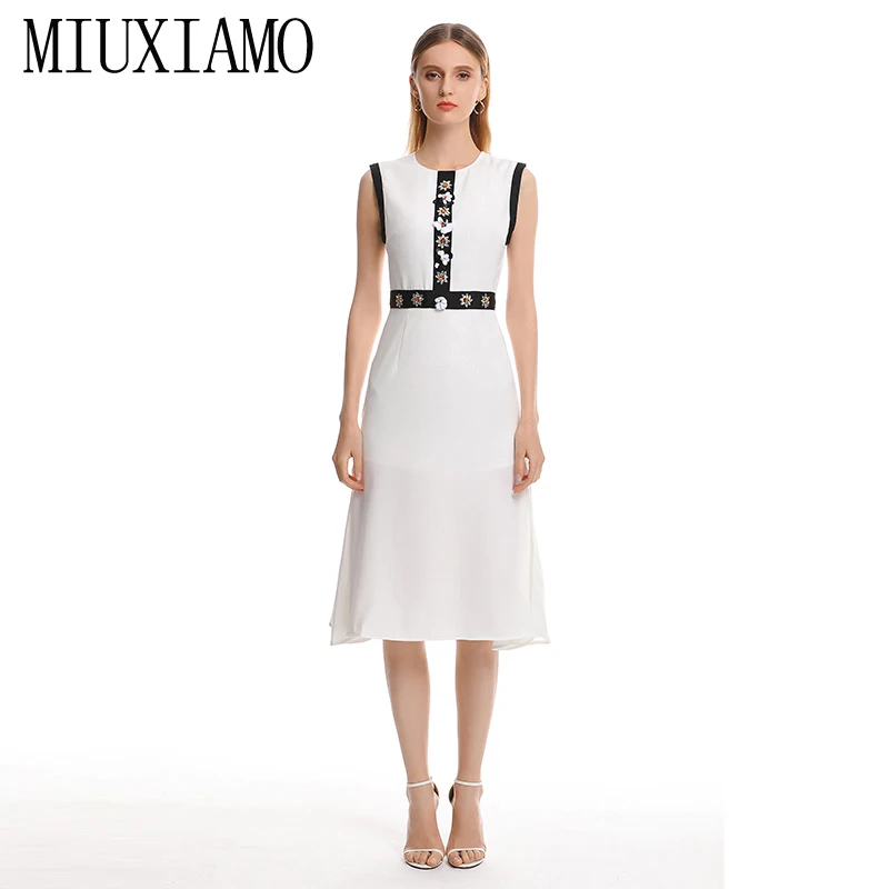 MIUXIMAO 2019 Spring&Summer Long Dress New Arrival Diamonds Floral o-Neck Sleeveless Trumpet Casual Dress Women vestido
MIUXIMAO 2019 Spring&Summer Long Dress New Arrival Diamonds Floral o-Neck Sleeveless Trumpet Casual Dress Women vestido