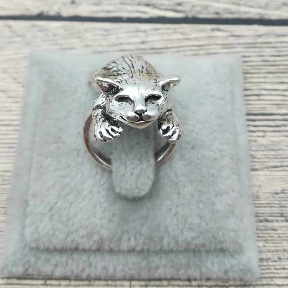 New Vintage Retro Sleeping Cat Rings Classic Adjustable Sleeping Cat Rings Women Cat Jewellery
New Vintage Retro Sleeping Cat Rings Classic Adjustable Sleeping Cat Rings Women Cat Jewellery