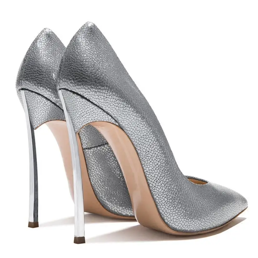 Autumn new gold and silver sequins pointed shallow mouth high heel metal 12cm stiletto women's shoes sexy bride wedding shoes
Autumn new gold and silver sequins pointed shallow mouth high heel metal 12cm stiletto women's shoes sexy bride wedding shoes