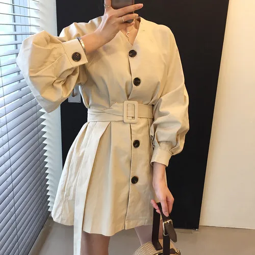 2019 Spring V-neck Casual Single Breasted Puff Sleeve Loose Dresses Women White Elegant Woman Cloth Brief Chic Korean Clothing
2019 Spring V-neck Casual Single Breasted Puff Sleeve Loose Dresses Women White Elegant Woman Cloth Brief Chic Korean Clothing