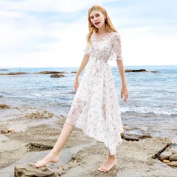 2018 summer new women's trumpet sleeve floral chic lady print chiffon dress Irregular elegance ladies floral beach clothing
2018 summer new women's trumpet sleeve floral chic lady print chiffon dress Irregular elegance ladies floral beach clothing