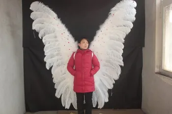 Model catwalk show props wings Fashion fashion stage performance angel wings import ostrich feather large size angel wings
Model catwalk show props wings Fashion fashion stage performance angel wings import ostrich feather large size angel wings