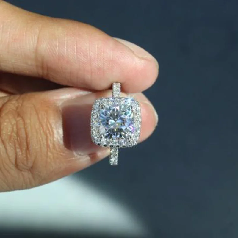 Crown Princess rhinestone Ring Creative Simulation Square Micro-inlay Group Set Luxury Retro Hollow Full CZ Women's
Crown Princess rhinestone Ring Creative Simulation Square Micro-inlay Group Set Luxury Retro Hollow Full CZ Women's