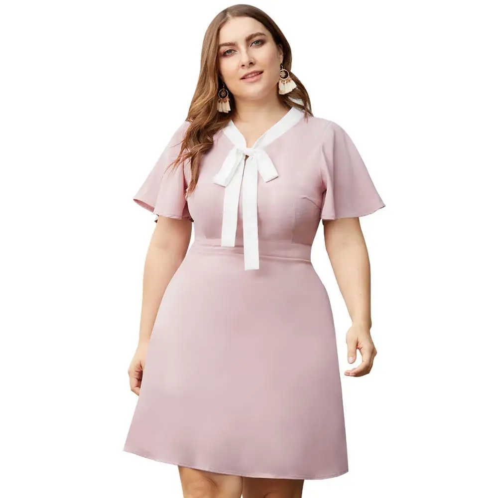 Big Plus Size Woman Skater Dress White Tie Neck Short Flare Sleeves Pink Fashion Modern Vintage Dress 50s 60s 70s 80s for Women
Big Plus Size Woman Skater Dress White Tie Neck Short Flare Sleeves Pink Fashion Modern Vintage Dress 50s 60s 70s 80s for Women