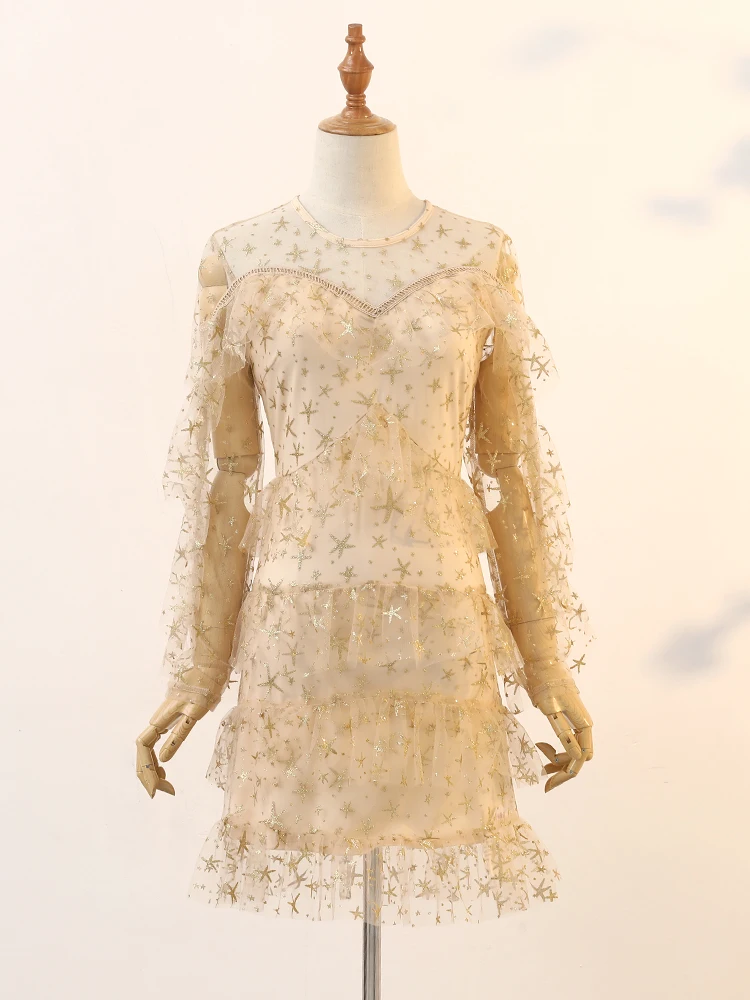 2019 New Spring Women High Quality Gold Color Cake Dresses with Mesh Star Embroidery A-line Sweet Elegant Dresses
2019 New Spring Women High Quality Gold Color Cake Dresses with Mesh Star Embroidery A-line Sweet Elegant Dresses