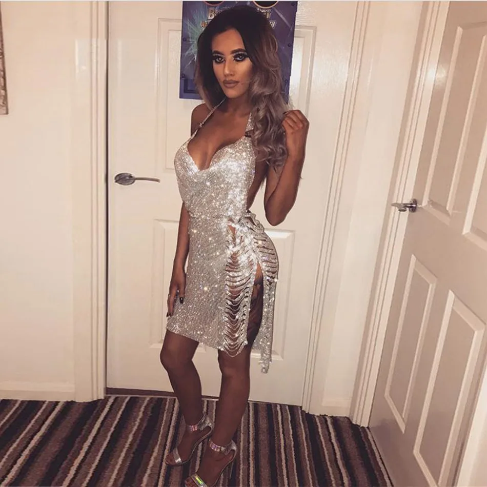 Seamyla 2019 New Silver Gold Sequined Dress Women Sexy Strap Hollow Out Bodycon Bright Dress Backless Celebrity Party Dresses
Seamyla 2019 New Silver Gold Sequined Dress Women Sexy Strap Hollow Out Bodycon Bright Dress Backless Celebrity Party Dresses