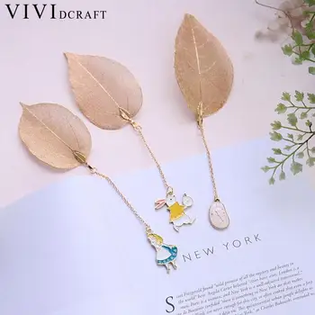 Vividcraft Lovely Alice Rabbit Metal Bookmarks Vintage Stationery Items Leaf Texture Reading Pages Books Mark Stationery Items
Vividcraft Lovely Alice Rabbit Metal Bookmarks Vintage Stationery Items Leaf Texture Reading Pages Books Mark Stationery Items