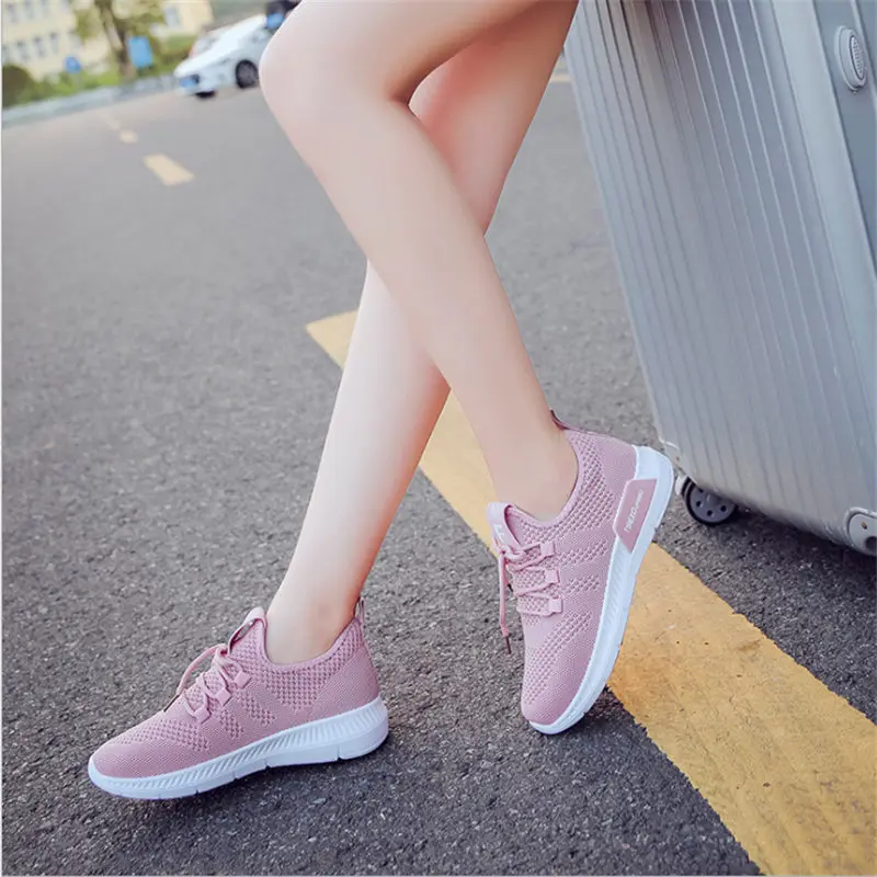 2019 Light White Shoes Outdoor Fitness Running Shoes Comfortable Breathable Sports Shoes Quality Wear-resistant Women Sneakers
2019 Light White Shoes Outdoor Fitness Running Shoes Comfortable Breathable Sports Shoes Quality Wear-resistant Women Sneakers
