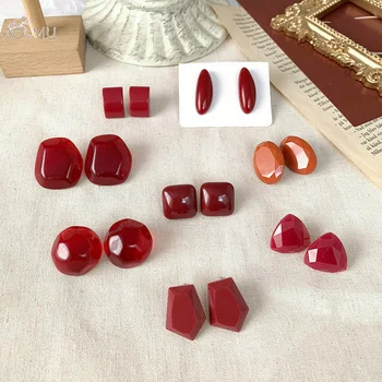 AOMU 2019 New Vintage Red Wine Acrylic Acetate Geometric Irregular Small Stud Earrings for Women Girl Jewelry Party Gift
AOMU 2019 New Vintage Red Wine Acrylic Acetate Geometric Irregular Small Stud Earrings for Women Girl Jewelry Party Gift