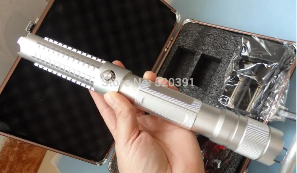 450nm Super Powerful! Military Torch Burning 100000m Blue Laser Light Pointers Flashlight Burn Beam Match Candle Lit Cigarette
450nm Super Powerful! Military Torch Burning 100000m Blue Laser Light Pointers Flashlight Burn Beam Match Candle Lit Cigarette