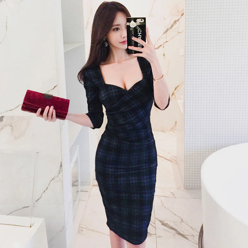 Women summer wear OL temperament plaid dress 7 minutes of sleeve v-neck office lady pencil dress 2018 empire knee-length dress
Women summer wear OL temperament plaid dress 7 minutes of sleeve v-neck office lady pencil dress 2018 empire knee-length dress