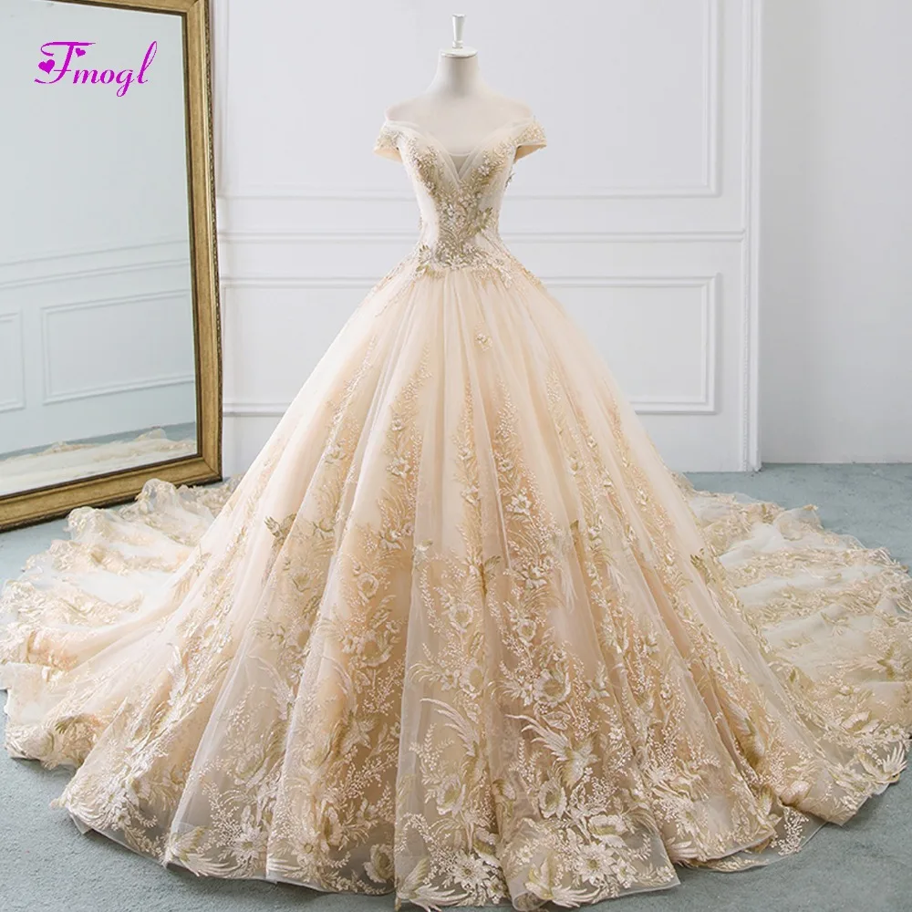 Fmogl Vestido de Noiva Appliques Chapel Train A-Line Wedding Dresses 2019 Delicate Beaded Boat Neck Lace Up Princess Bridal Gown
Fmogl Vestido de Noiva Appliques Chapel Train A-Line Wedding Dresses 2019 Delicate Beaded Boat Neck Lace Up Princess Bridal Gown