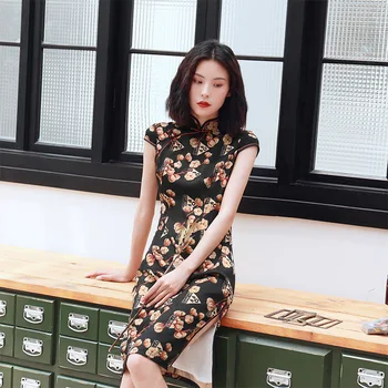 Noble Sexy Ladies Polyester Cheongsam Summer Chinese Mandarin Collar Knee Length Dress Womens Qipao Slim Party Dresses Vestido
Noble Sexy Ladies Polyester Cheongsam Summer Chinese Mandarin Collar Knee Length Dress Womens Qipao Slim Party Dresses Vestido