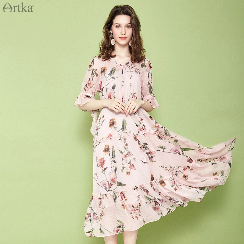 ARTKA 2019 Summer Women Dresses Floral Print V-Neck Dress Elegant Ruffled Dress High Waist Chiffon Dress For Women LA13492X
ARTKA 2019 Summer Women Dresses Floral Print V-Neck Dress Elegant Ruffled Dress High Waist Chiffon Dress For Women LA13492X