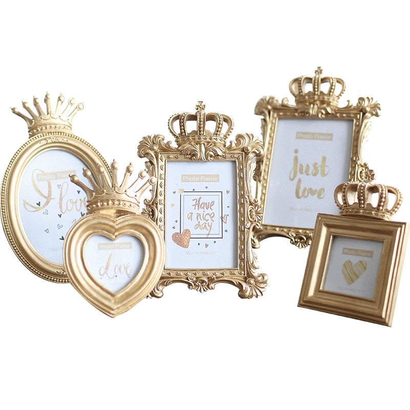 Luxury Gold Crown Photo Frame Baroque Style Home Decorative Certificate Resin Photo Frame Wall Desktop Decoration Gift 3/6/7Inch 
Luxury Gold Crown Photo Frame Baroque Style Home Decorative Certificate Resin Photo Frame Wall Desktop Decoration Gift 3/6/7Inch