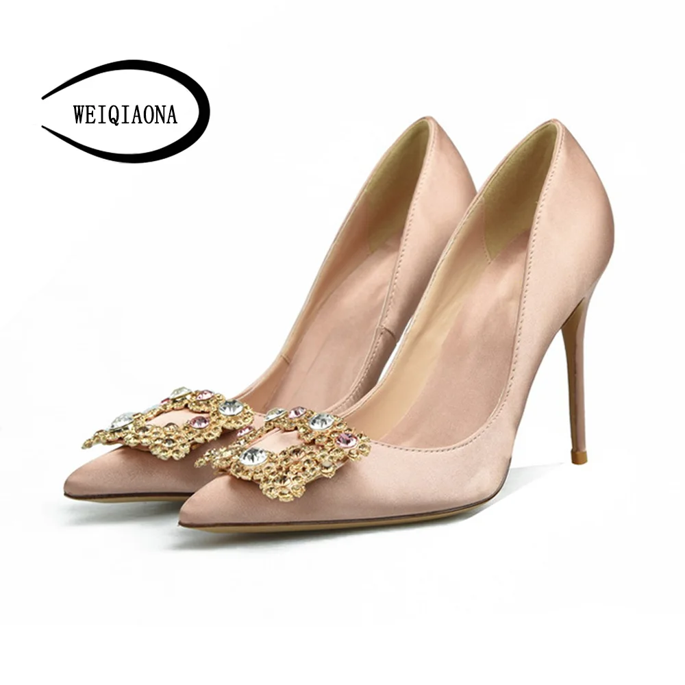 WEIQIAONA New Big Size 33-42 Brand Design Luxury Crystal Shoes Women Silk Pointed Toe High Heels Wedding Shose Dress Shoes
WEIQIAONA New Big Size 33-42 Brand Design Luxury Crystal Shoes Women Silk Pointed Toe High Heels Wedding Shose Dress Shoes