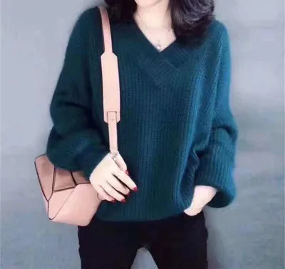 New Autumn and Winter Women's Low-collar Sweaters Korean Pullovers Loose and Thicker
New Autumn and Winter Women's Low-collar Sweaters Korean Pullovers Loose and Thicker