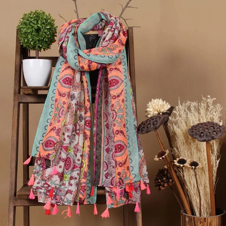 NEW Women's fashion super long big print scarf with tassel women fashional Shawls And Scarves
NEW Women's fashion super long big print scarf with tassel women fashional Shawls And Scarves
