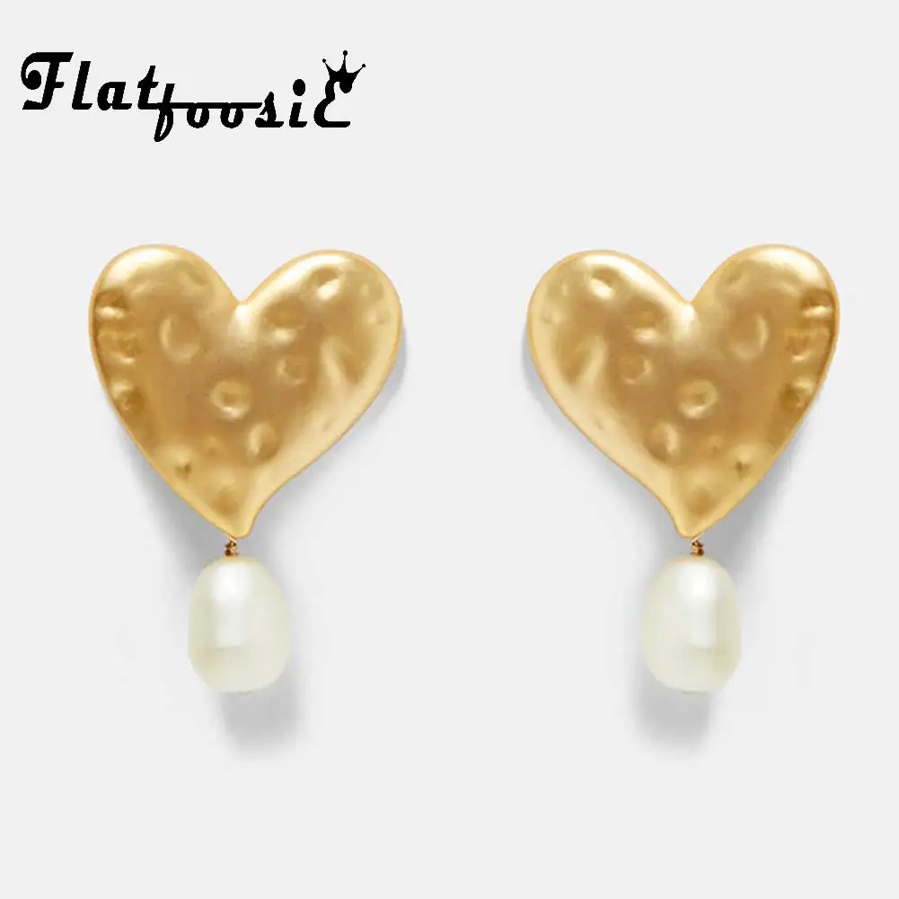 Flatfoosie Vintage Heart Drop Earrings For Women Fashion ZA New Gold Color Trendy Imitation Pearls Dangle Earring Female Jewelry
Flatfoosie Vintage Heart Drop Earrings For Women Fashion ZA New Gold Color Trendy Imitation Pearls Dangle Earring Female Jewelry