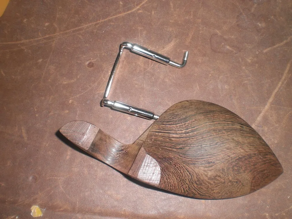 1 PC of WENGEWOOD Violin Chin rest with SILVERcolor Chin rest screw all in 4/4 without chin rest holes
1 PC of WENGEWOOD Violin Chin rest with SILVERcolor Chin rest screw all in 4/4 without chin rest holes