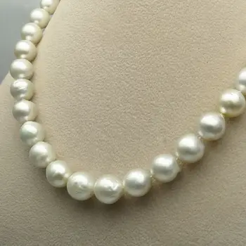 White South Sea Cultured Pearl Strand Necklace 925 Sterling Silver 17" 10-12.5mm
White South Sea Cultured Pearl Strand Necklace 925 Sterling Silver 17" 10-12.5mm