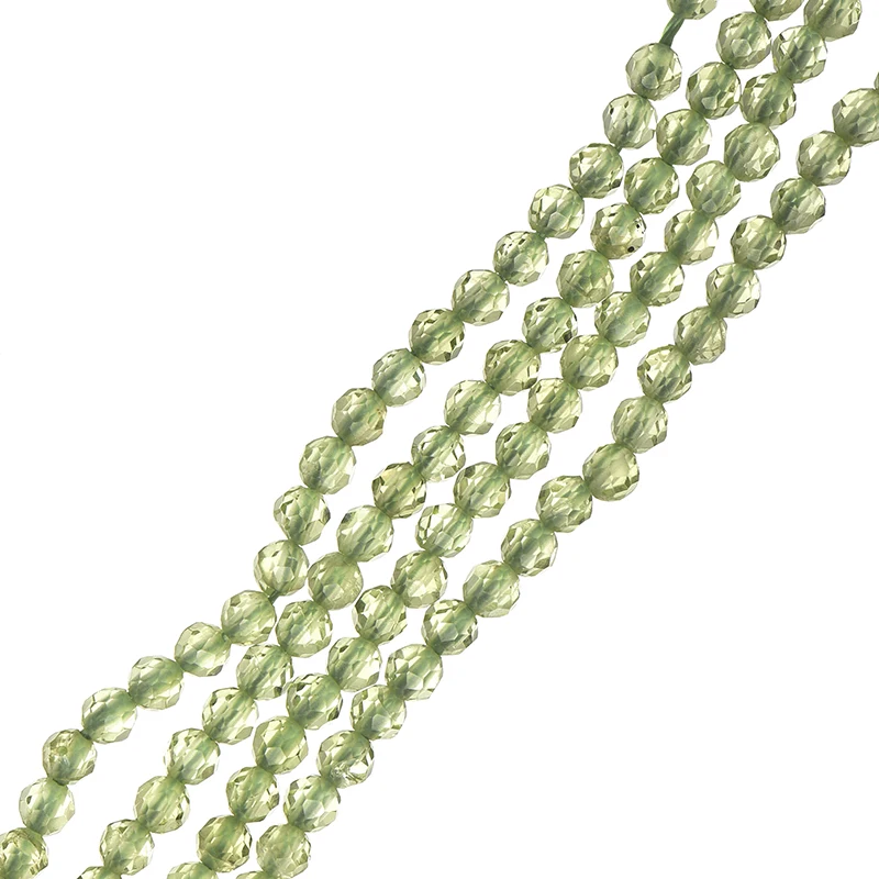 The combination of Green Pearls and transparent pearls of distinct sizes 3mm-2mm Olive stone Lose Beads 
The combination of Green Pearls and transparent pearls of distinct sizes 3mm-2mm Olive stone Lose Beads