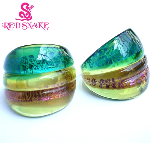 RED SNAKE Fashion Ring Handmade light Green Purple color with foil Translucent Murano Glass Ring
RED SNAKE Fashion Ring Handmade light Green Purple color with foil Translucent Murano Glass Ring