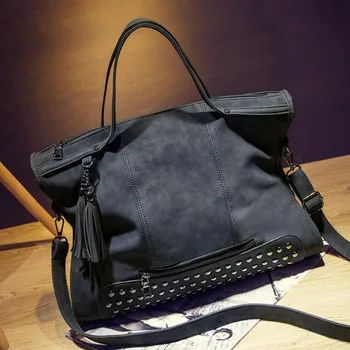 Female Studded Large Capacity PU Leather Shoulder Bag Tote Ladies Bags For Women Satchel Travel Bag Vintage Trends Women Handbag
Female Studded Large Capacity PU Leather Shoulder Bag Tote Ladies Bags For Women Satchel Travel Bag Vintage Trends Women Handbag