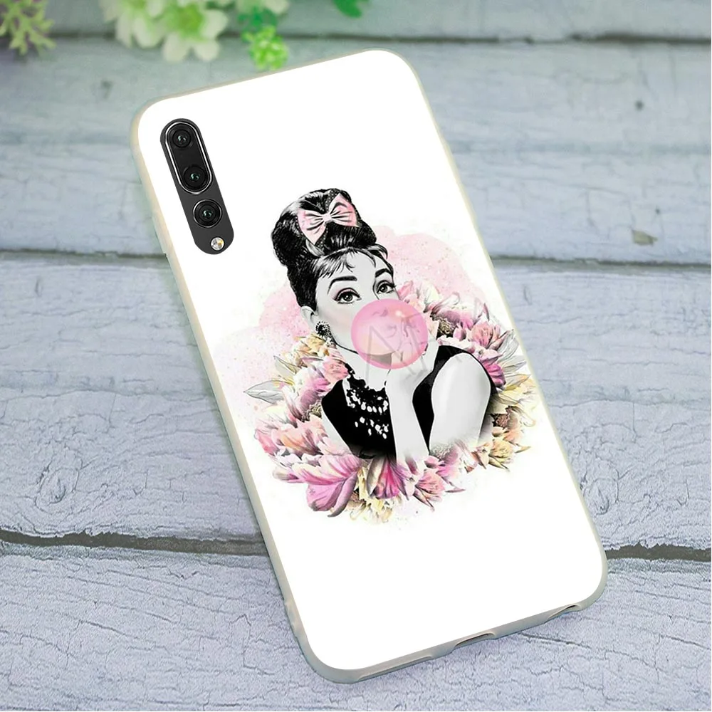 Silicone Cover for Huawei P8 Lite 2017 goddess Audrey Hepburn Phone Case for P9 P10 P20 P30 Pro P Smart 2018 2019 Mate 10 20
Silicone Cover for Huawei P8 Lite 2017 goddess Audrey Hepburn Phone Case for P9 P10 P20 P30 Pro P Smart 2018 2019 Mate 10 20