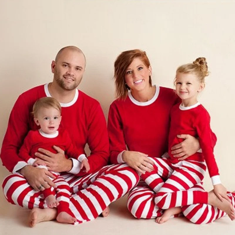 Searist Family Christmas Pajamas Set Father Mother Kids Striped Xmas PJS Sets Baby Clothing Set T Shirt Leggings Pajamas Set 32C
Searist Family Christmas Pajamas Set Father Mother Kids Striped Xmas PJS Sets Baby Clothing Set T Shirt Leggings Pajamas Set 32C