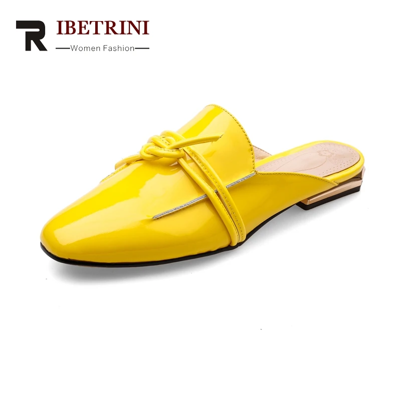 RIBETRINI 2019 Large Size 34-42 Genuine Leather Slip On Spring Summer Shoes Women Flats Casual Cow Leather Woman Flats Shoes
RIBETRINI 2019 Large Size 34-42 Genuine Leather Slip On Spring Summer Shoes Women Flats Casual Cow Leather Woman Flats Shoes