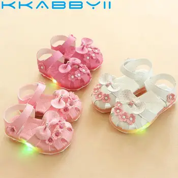 Summer new baby girls LED princess shoes children glowing lovely style sandals kids light non-slip shoes size 21-25
Summer new baby girls LED princess shoes children glowing lovely style sandals kids light non-slip shoes size 21-25
