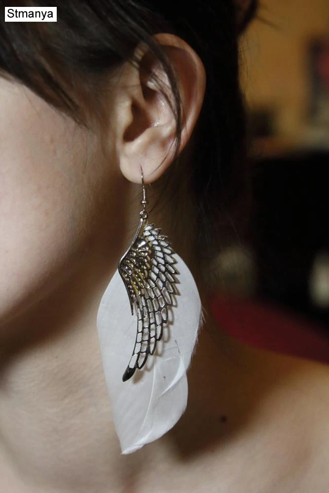 Women Feather Angel Wing Earring - Fashion Angel wing Long White Drop Metal Wing Earrings Jewelry #12006
Women Feather Angel Wing Earring - Fashion Angel wing Long White Drop Metal Wing Earrings Jewelry #12006