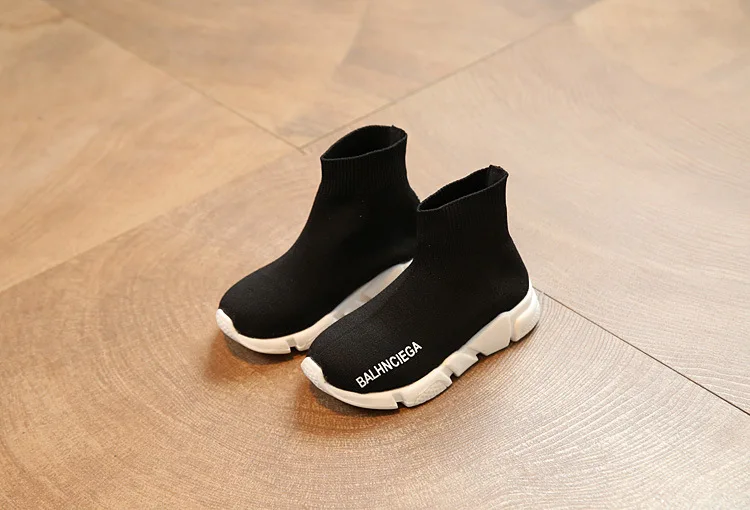 Spring and autumn fashion short paragraph black plus cashmere socks shoes boy kids shoes breathable sports shoes for children A
Spring and autumn fashion short paragraph black plus cashmere socks shoes boy kids shoes breathable sports shoes for children A