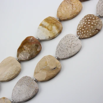8PCS/Strand Large Coral Jades Drilled Faceted Teardrop Slice Loose Beads Pendants,Flower Fossils Agates Cut Slice Beads DIY
8PCS/Strand Large Coral Jades Drilled Faceted Teardrop Slice Loose Beads Pendants,Flower Fossils Agates Cut Slice Beads DIY