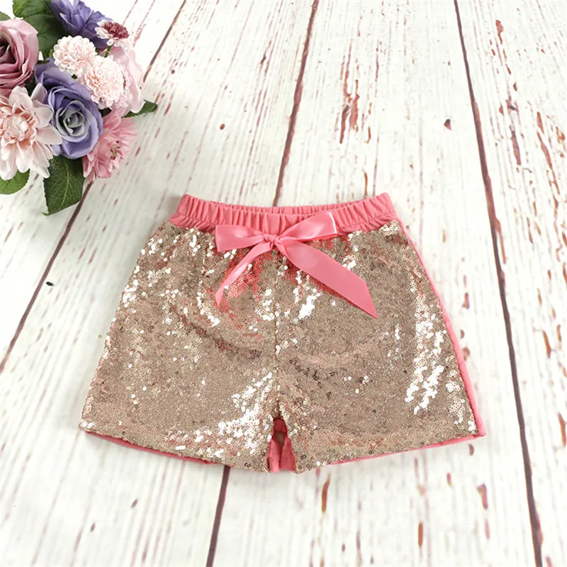 New arrive Sequins Shorts+Headband girls Party Sequin shorts Great quality cotton baby shorts first birthday glitter gold shorts
New arrive Sequins Shorts+Headband girls Party Sequin shorts Great quality cotton baby shorts first birthday glitter gold shorts