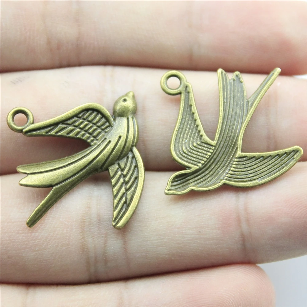 5 Metal Antique Bronze Colour Bird Charms//Pendants 23mm