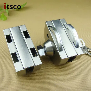 Stainless steel glass glass sliding door glass door lock bolt lock hook lock central lock opening glass door
Stainless steel glass glass sliding door glass door lock bolt lock hook lock central lock opening glass door