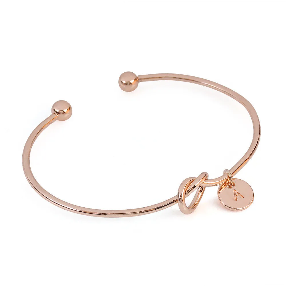 Bracelet For Women Gold Color 2019 European and American Style Heart Shape Metal Simple Knotted Bracelet 26 Letters bileklik
Bracelet For Women Gold Color 2019 European and American Style Heart Shape Metal Simple Knotted Bracelet 26 Letters bileklik