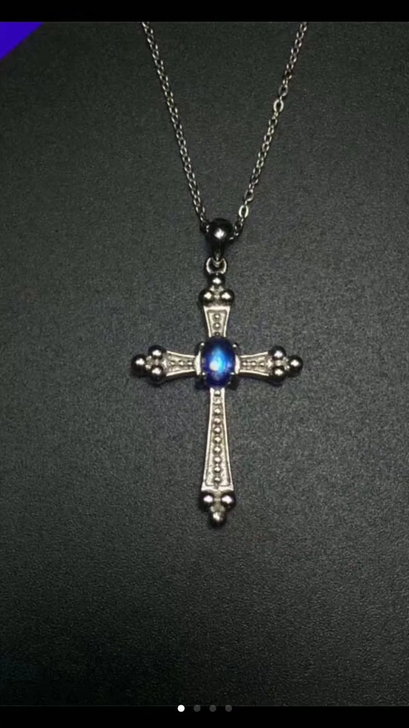 natural blue moonstone Elegant lovely personality cross Pendant natural gemstone pendant S925 silver Women precious jewelery
natural blue moonstone Elegant lovely personality cross Pendant natural gemstone pendant S925 silver Women precious jewelery