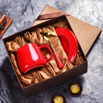 Big red European high-end coffee cup set creative with a mug ceramic cup cups couples gift box
Big red European high-end coffee cup set creative with a mug ceramic cup cups couples gift box