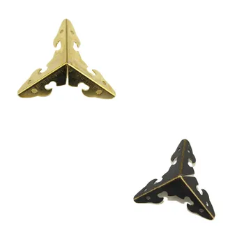 Antique legs Wooden Box Package Hardware Corner Brackets Decoration Four Sides Protection,Iron Corners,Bronze,Yellow,23mm,40Pcs
Antique legs Wooden Box Package Hardware Corner Brackets Decoration Four Sides Protection,Iron Corners,Bronze,Yellow,23mm,40Pcs