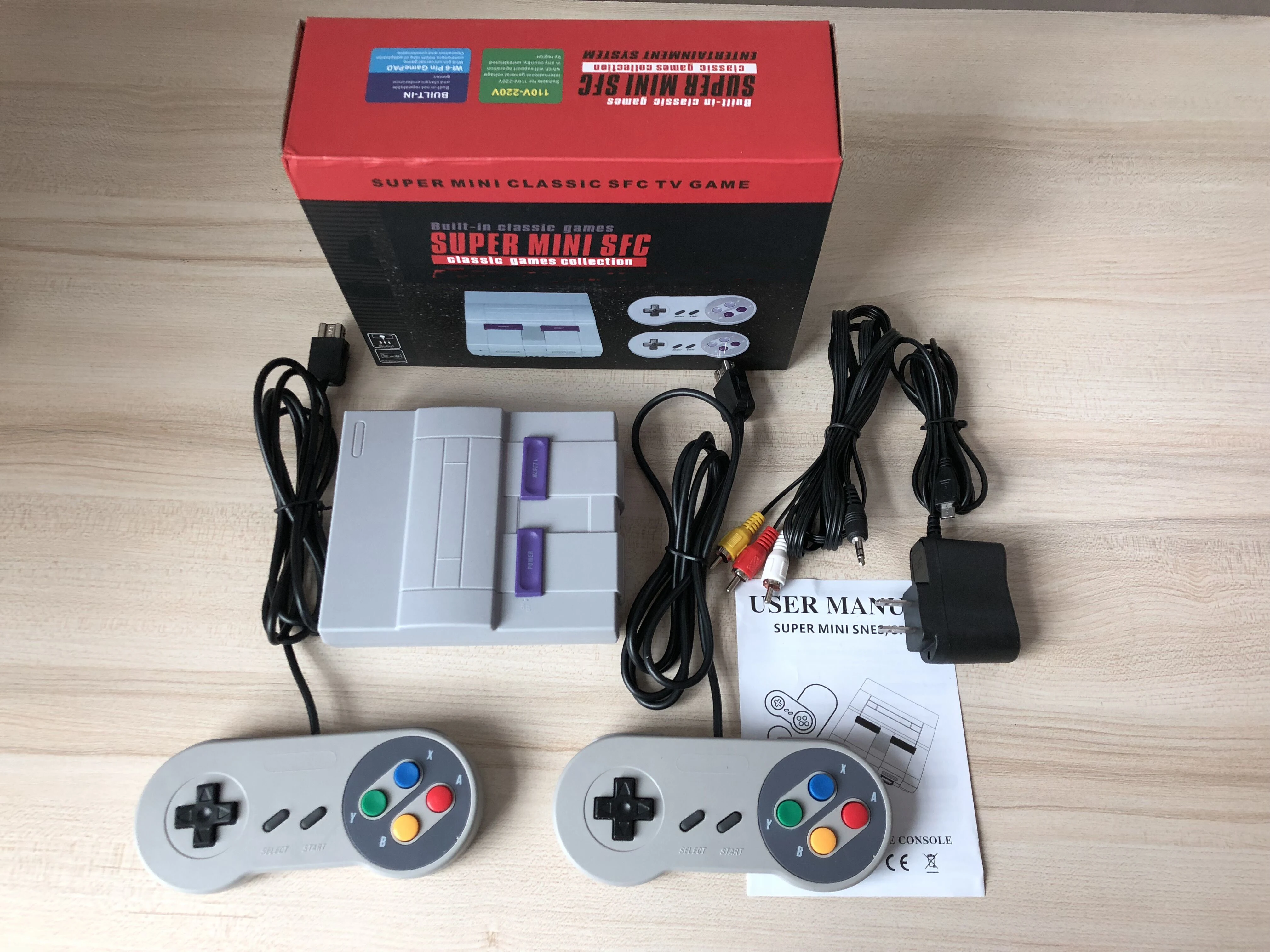 16Bit Retro Video Console buit-in 94 16 Bit classic games handheld mini retro TV game console AV Output
16Bit Retro Video Console buit-in 94 16 Bit classic games handheld mini retro TV game console AV Output