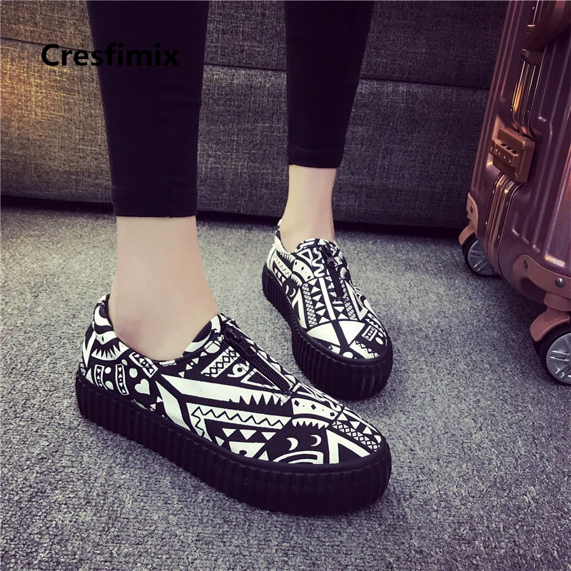 Zapatos De Mujer Women Cute Canvas Comfortable Flat Platform Shoes Lady Cool Street Slip on Shoes Female Leisure Red Shoes E2357
Zapatos De Mujer Women Cute Canvas Comfortable Flat Platform Shoes Lady Cool Street Slip on Shoes Female Leisure Red Shoes E2357