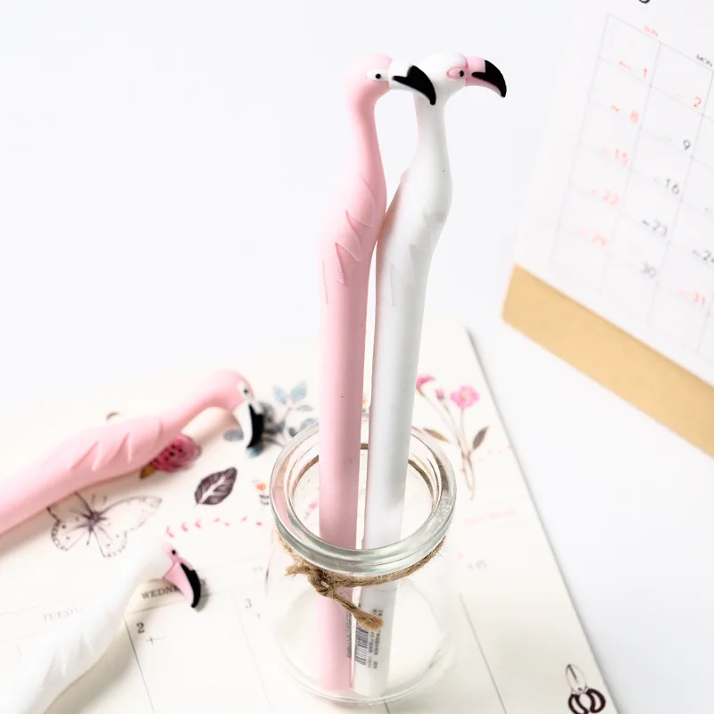 

1 Piece 0.5MM Flamingo Soft Gel Modeling Neutral Pen Red And White Cartoon Stationery Gel Pen Random Color Sending