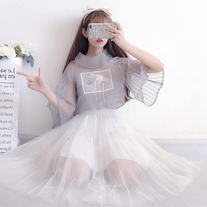 Cute Women's 2Pcs Set:White Mid-Calf Suspender Dress JSK+Grey Sun-proof Half Sleeve Shirt Casual Sweet Summer Women Fashion Girl
Cute Women's 2Pcs Set:White Mid-Calf Suspender Dress JSK+Grey Sun-proof Half Sleeve Shirt Casual Sweet Summer Women Fashion Girl